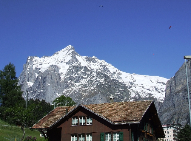 Interlaken 04.JPG - Blue Sky